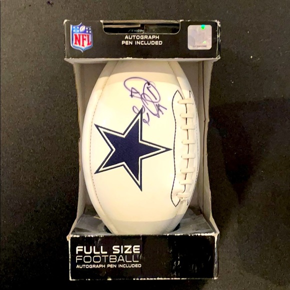 NFL Other - Emmitt Smith #22 autographed football